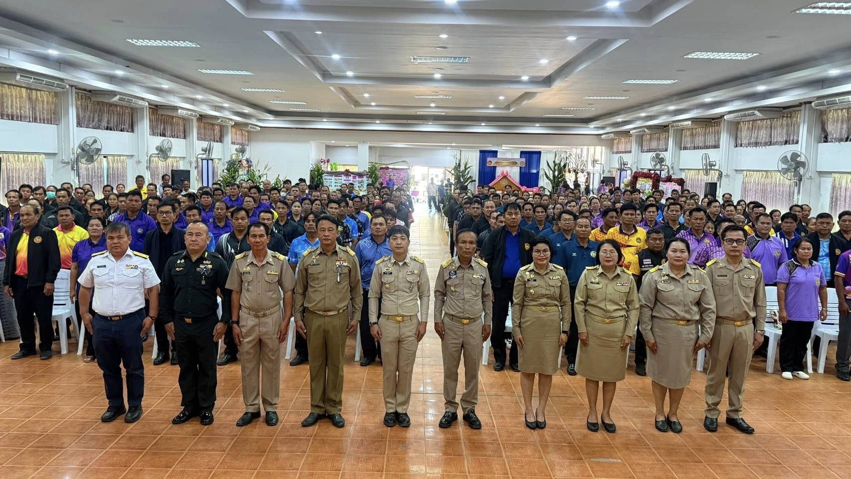 พช.ม่วงสามสิบ ร่วมเป็นคณะกรรมการประเมินการประกวดผลงานคณะกรรมการหมู่บ้าน(กม.) ประจำปี 2569