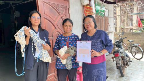 พช.ม่วงสามสิบ ลงพื้นที่เยี่ยมเยียนและให้กำลังใจกลุ่มทอผ้าชุมชน เพื่อเตรียมความพร้อมในการเข้าร่วมการประกวดลายผ้าประจำปี 2569 